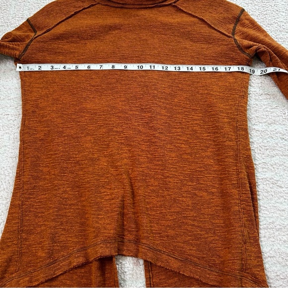 We The Free Burnt Orange Thermal Turtleneck Sweater Split Back Size Small Autumn - Picture 6 of 10